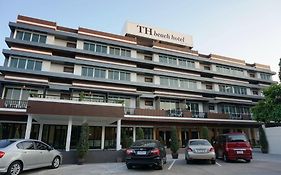 Th Beach Hotel หัวหิน
